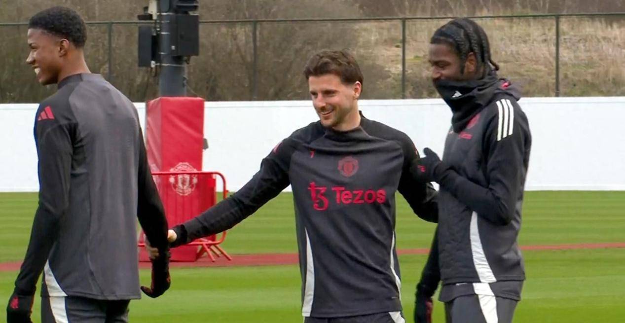 曼联球员集中精力备战接下来的比赛的简单介绍