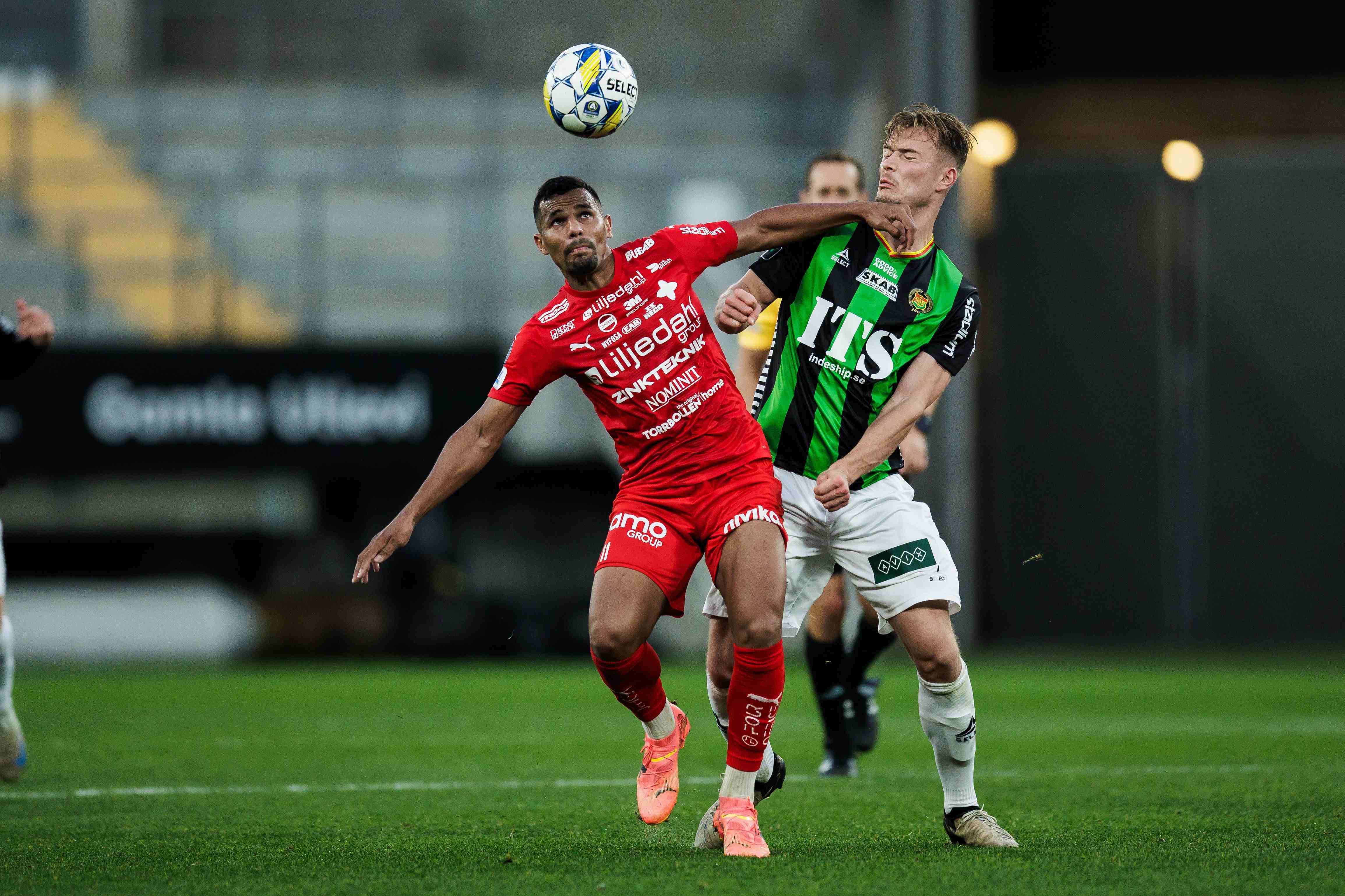 瑞典队意外击败对手，挺进下一轮比赛