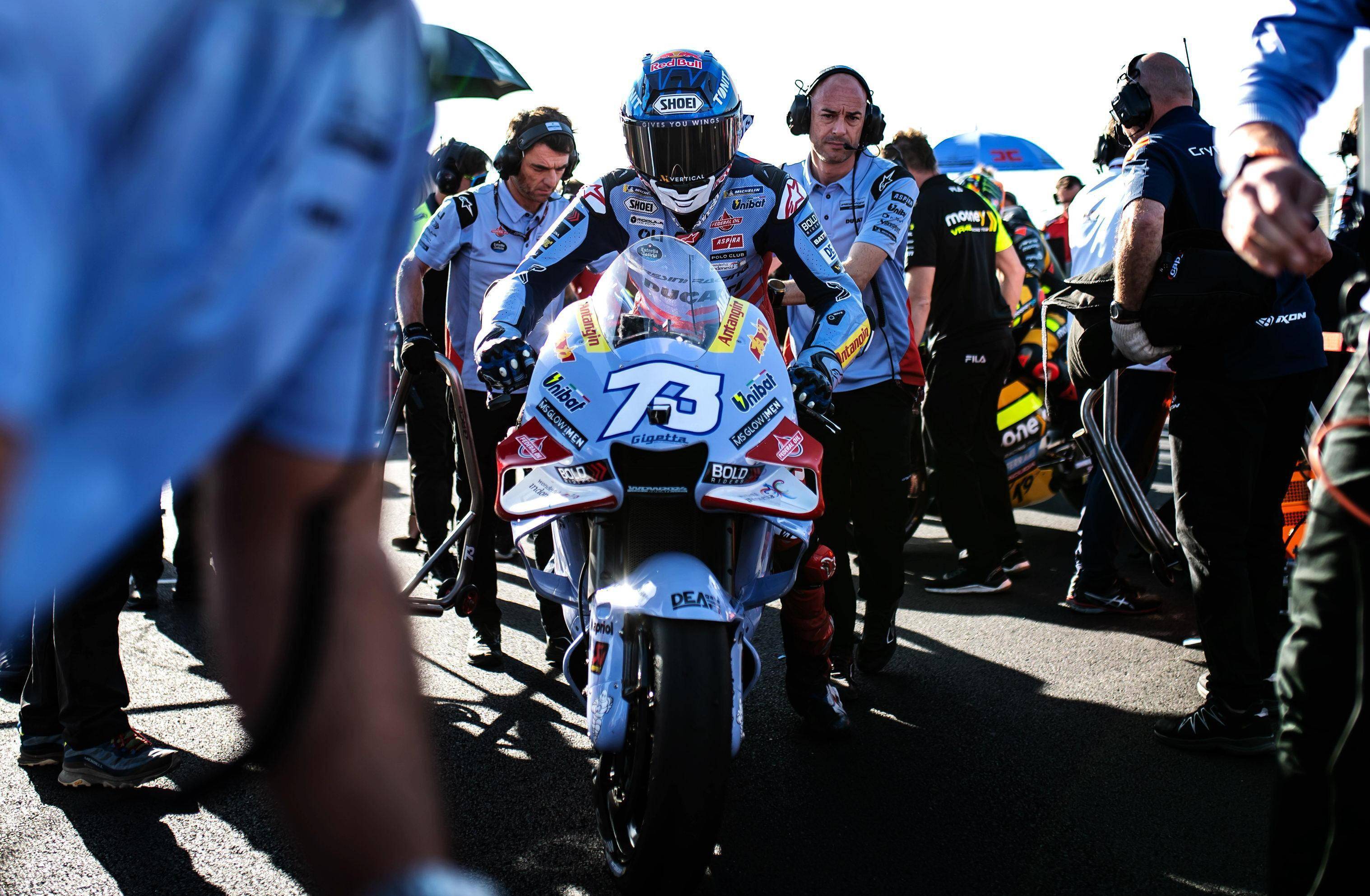 PG电子官网入口-瓦伦西亚联手奋进，多元阵容展现团队实力