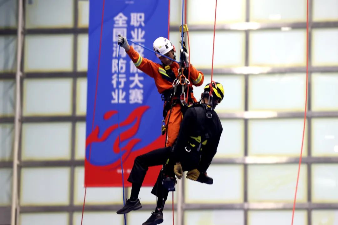 比赛中全线破口，狭路相逢勇者胜，新战绩堆积如山的简单介绍