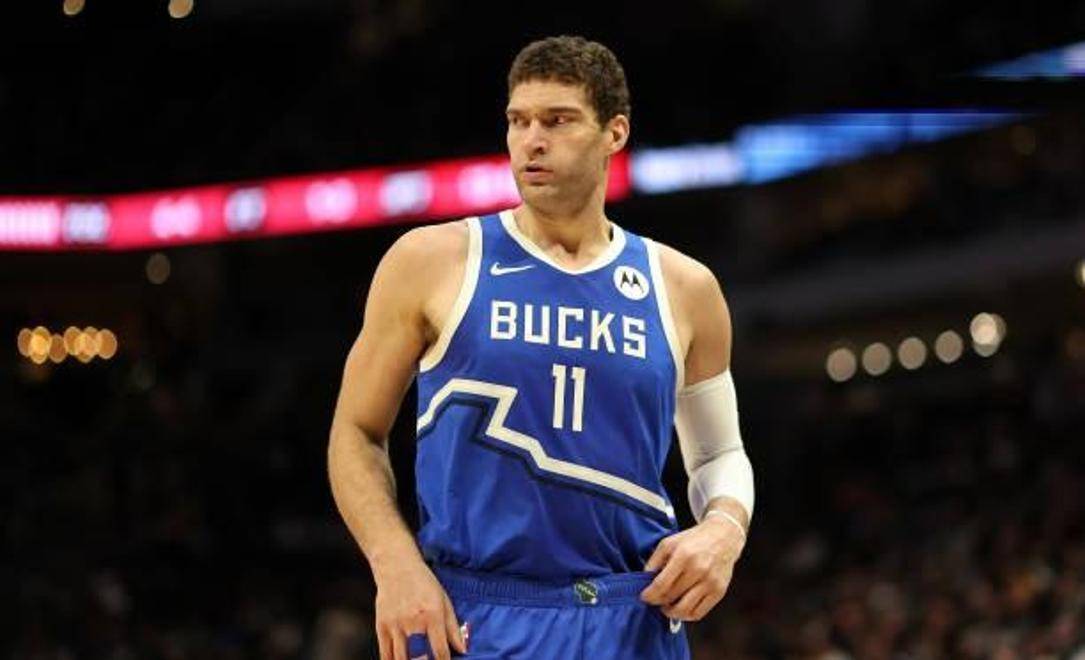 PG中国官网-雄鹿内线大将强势发威，助球队获胜