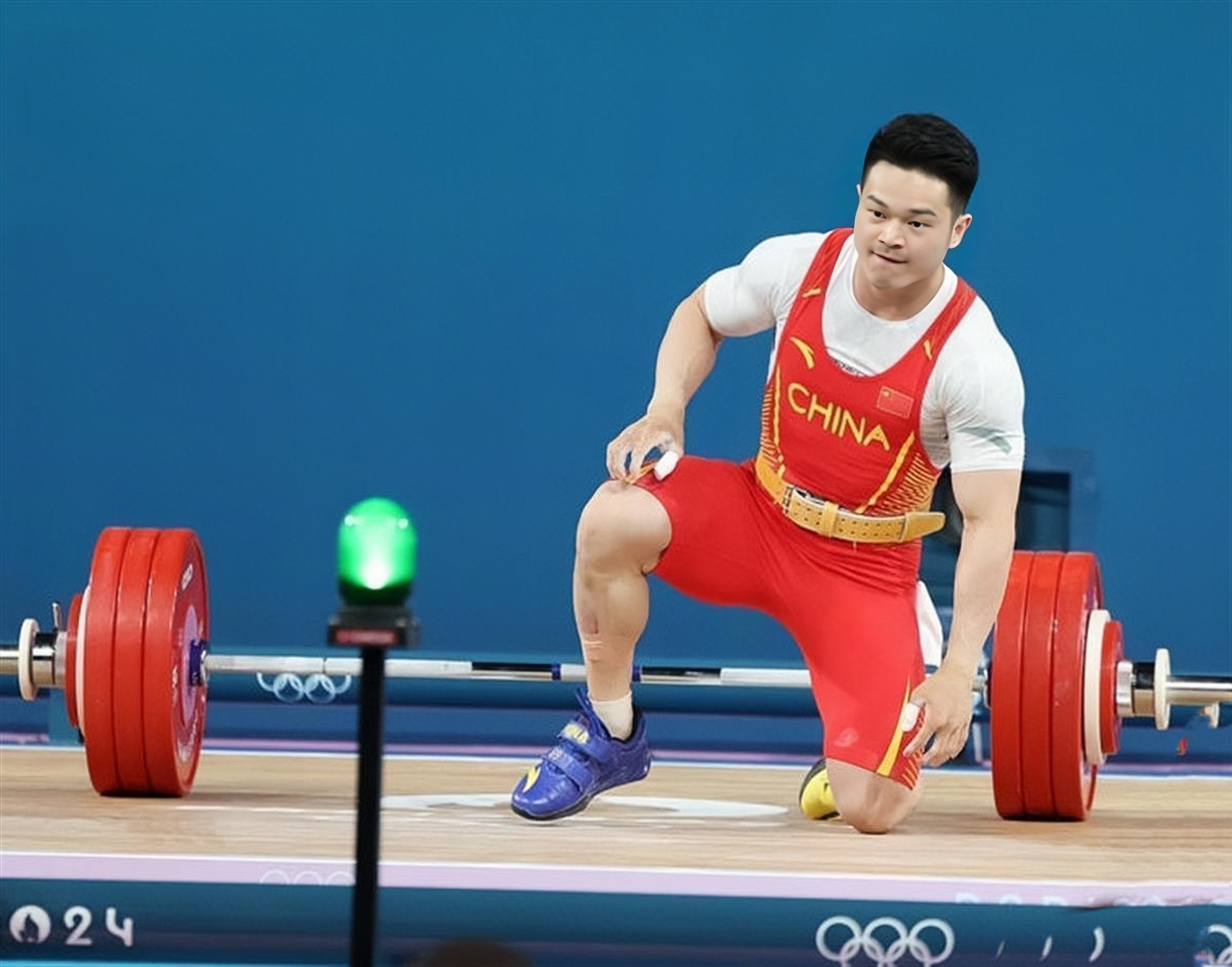 PG平台-体育赛事选手顽强拼搏不屈服