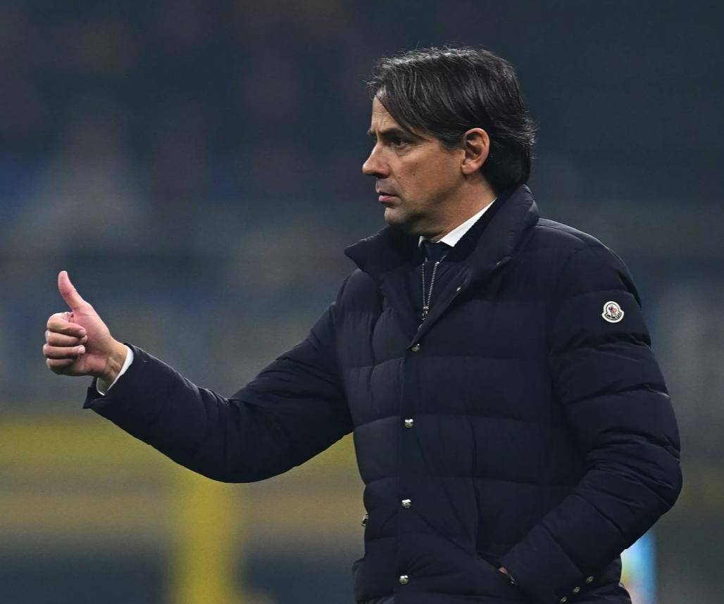 意甲联赛传奇球员正式告别，球迷纷纷表示不舍