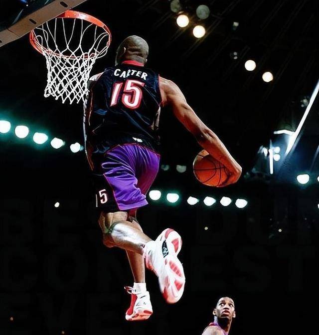 精彩的扣篮瞬间让人目瞪口呆 精彩的扣篮瞬间让人目瞪口呆