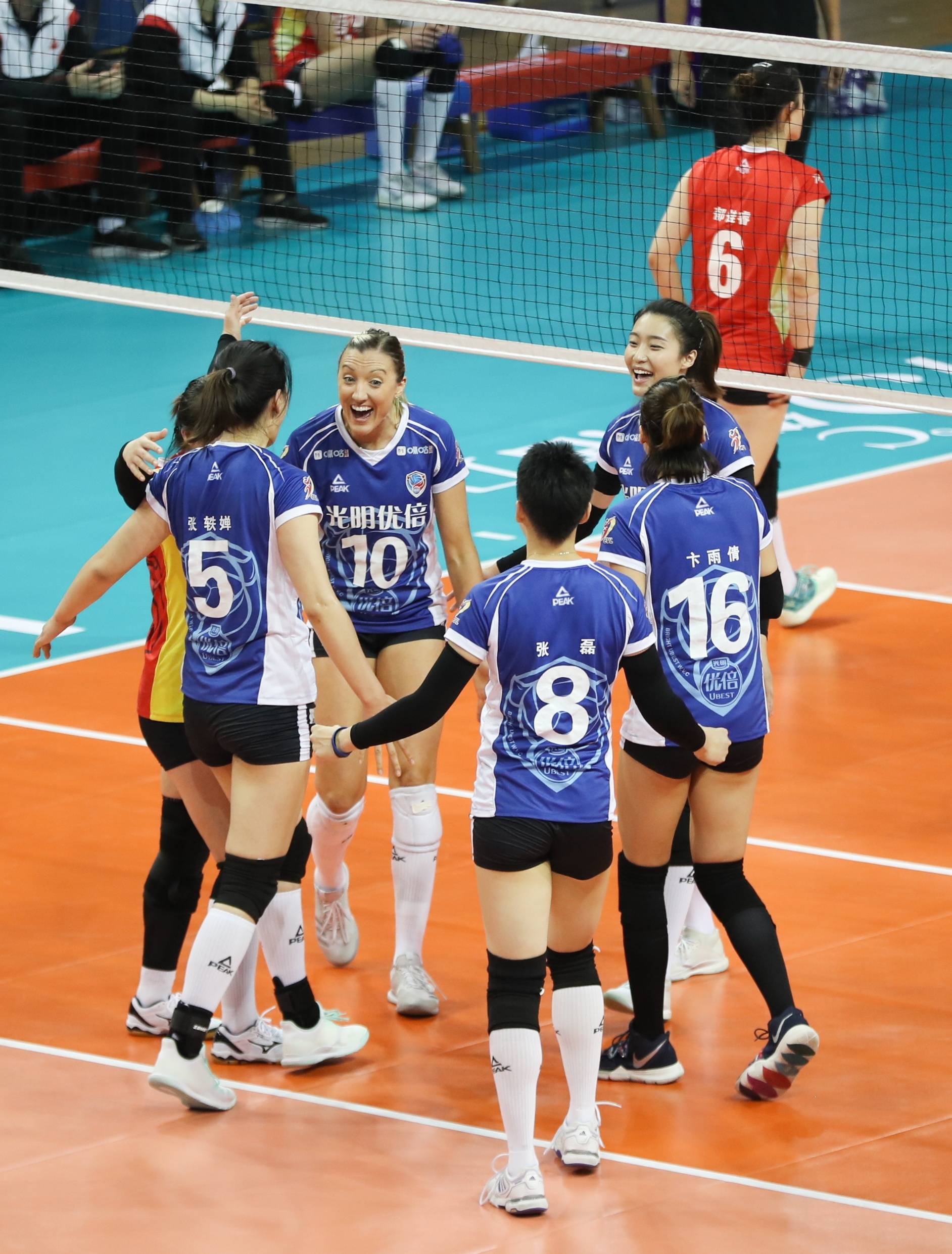 中国女排战胜对手,零封对手,完美复仇 中国女排战胜对手,零封对手,完美复仇