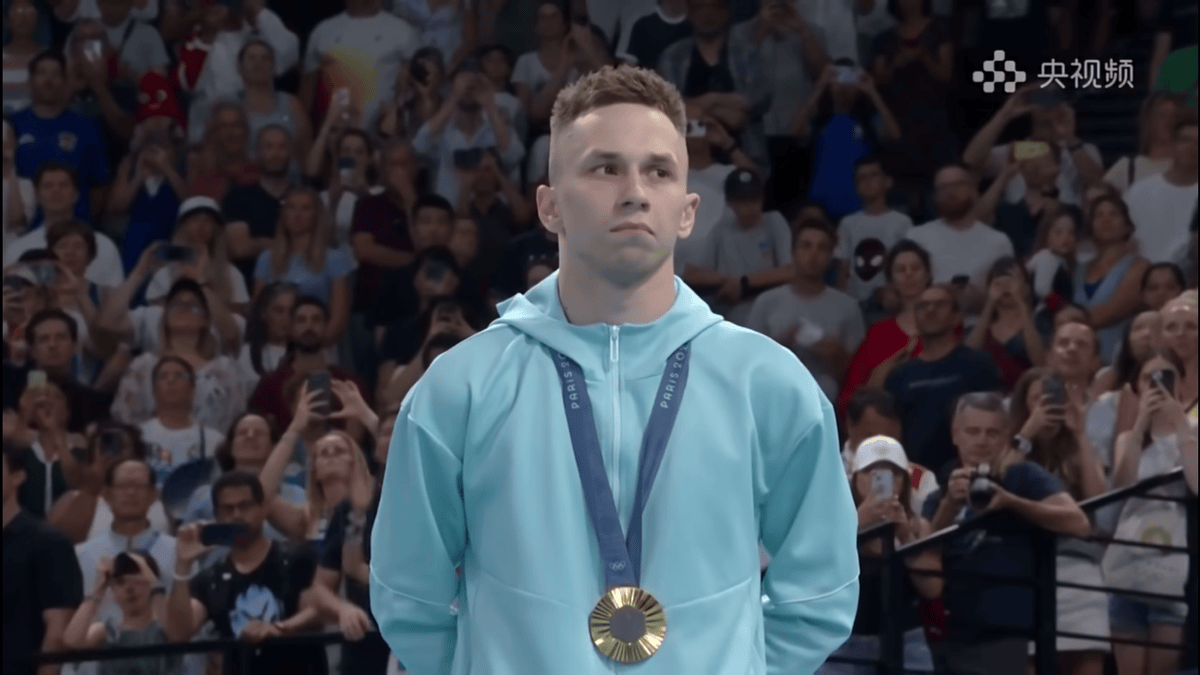 PG电子试玩-关于俄罗斯体操选手露出微笑，登上铜牌领奖台的信息