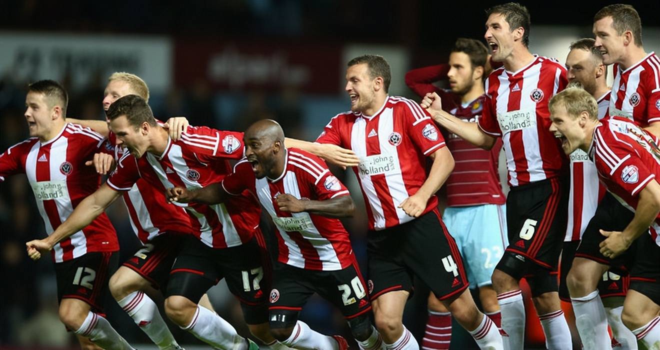 伯恩茅斯突破重围!英超佳绩引发讨论 伯恩茅斯突破重围!英超佳绩引发讨论