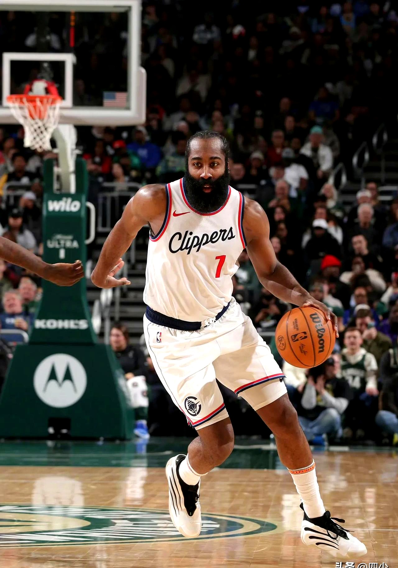 关于快船板凳深度发挥,灭掉强敌迎来五连胜的信息 关于快船板凳深度发挥,灭掉强敌迎来五连胜的信息