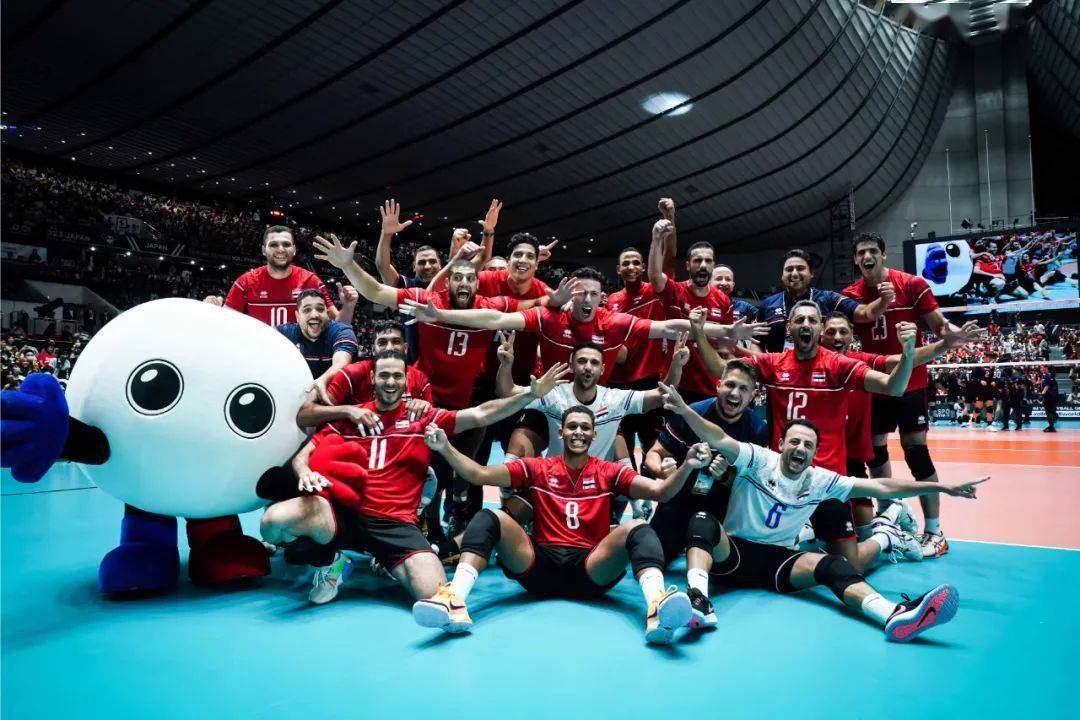 斯洛文尼亚队主场大胜，晋级前途一片光明