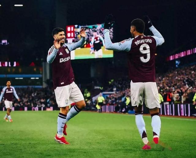 欧洲足球赛事掀起高潮,球迷沸腾不已的简单介绍 欧洲足球赛事掀起高潮,球迷沸腾不已的简单介绍