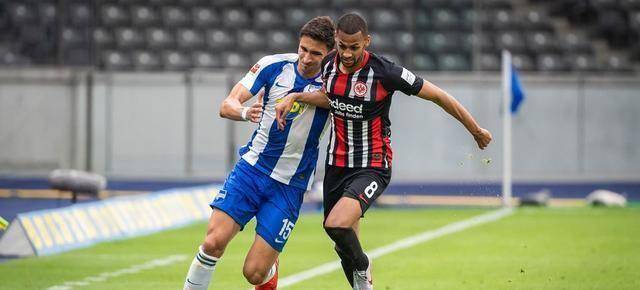 柏林赫塔不敌法兰克福,遭遇两连败 柏林赫塔不敌法兰克福,遭遇两连败