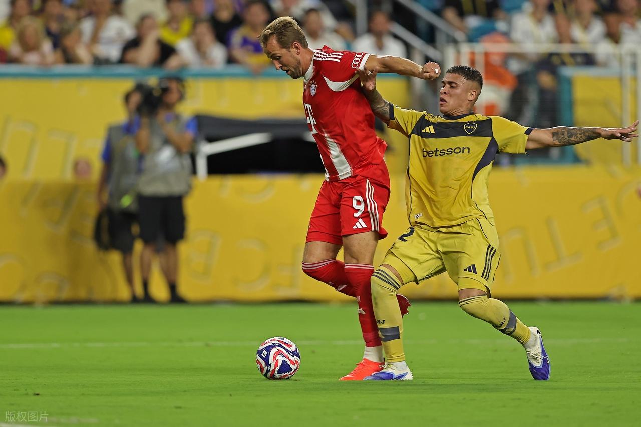 拜仁慘遭重創，巴黎勇克對手闖進八強