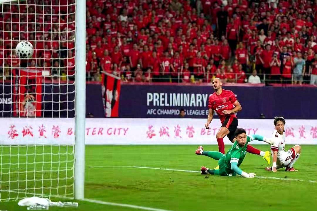 包含曼谷英超夺冠，跻身亚冠强队行列的词条