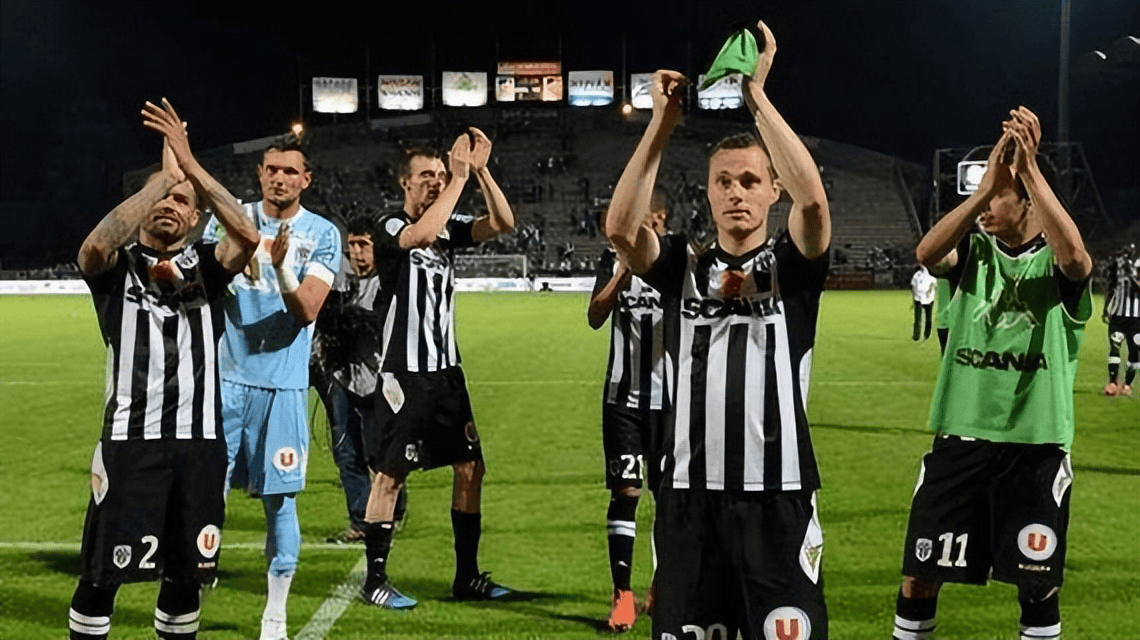 昂热俱乐部在近期比赛中表现不俗的简单介绍