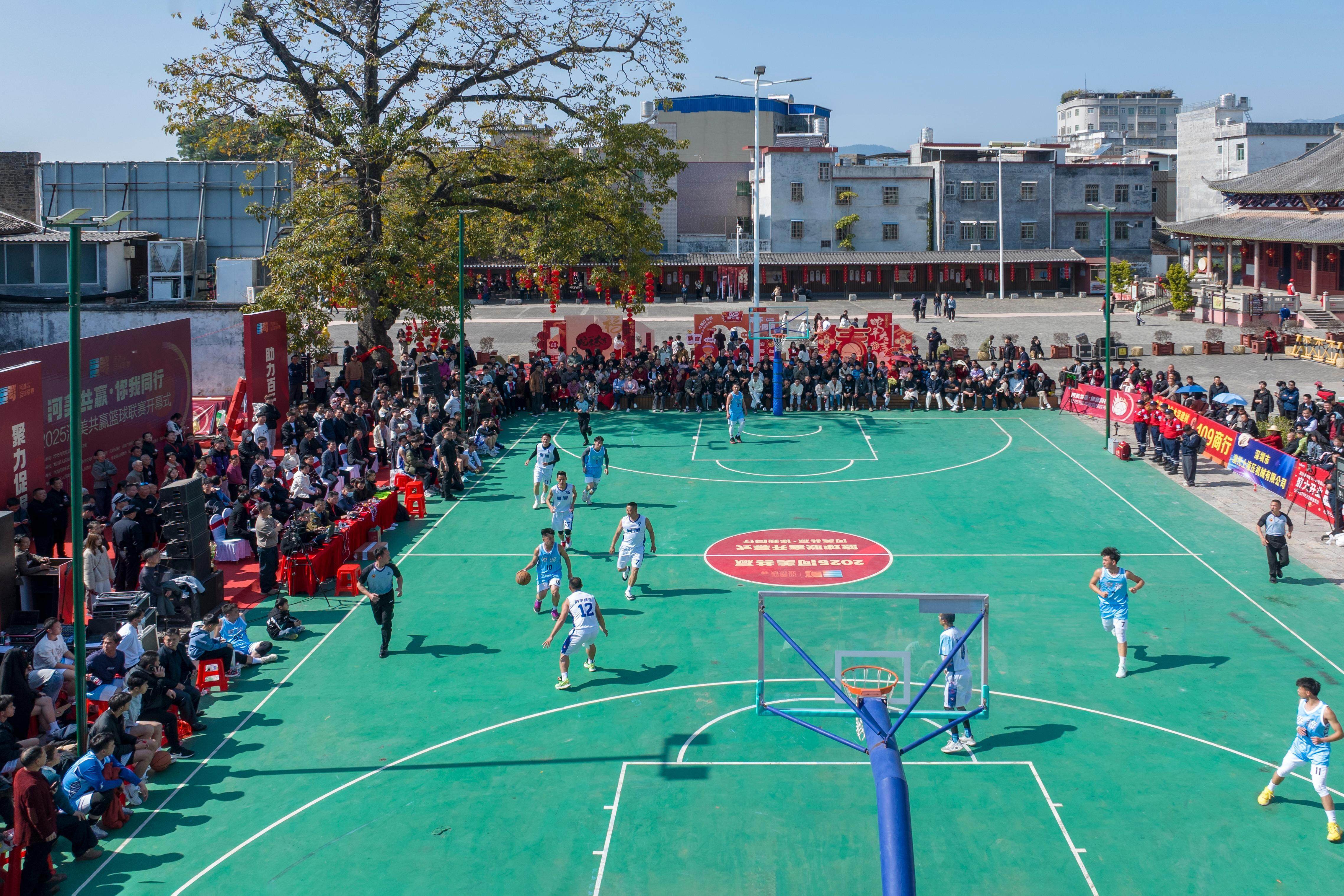 篮球盛事惊艳开幕，精彩不断涌现