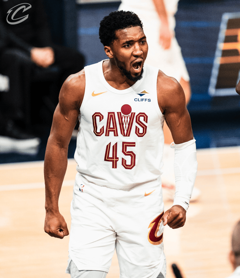 米切尔砍下40分带领爵士逆转开拓者 米切尔砍下40分带领爵士逆转开拓者