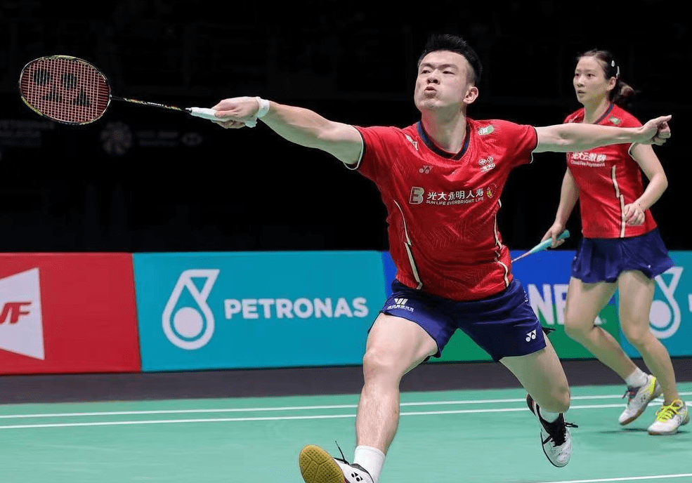 包含马来西亚队碾压韩国队，郑思维统治全场的词条