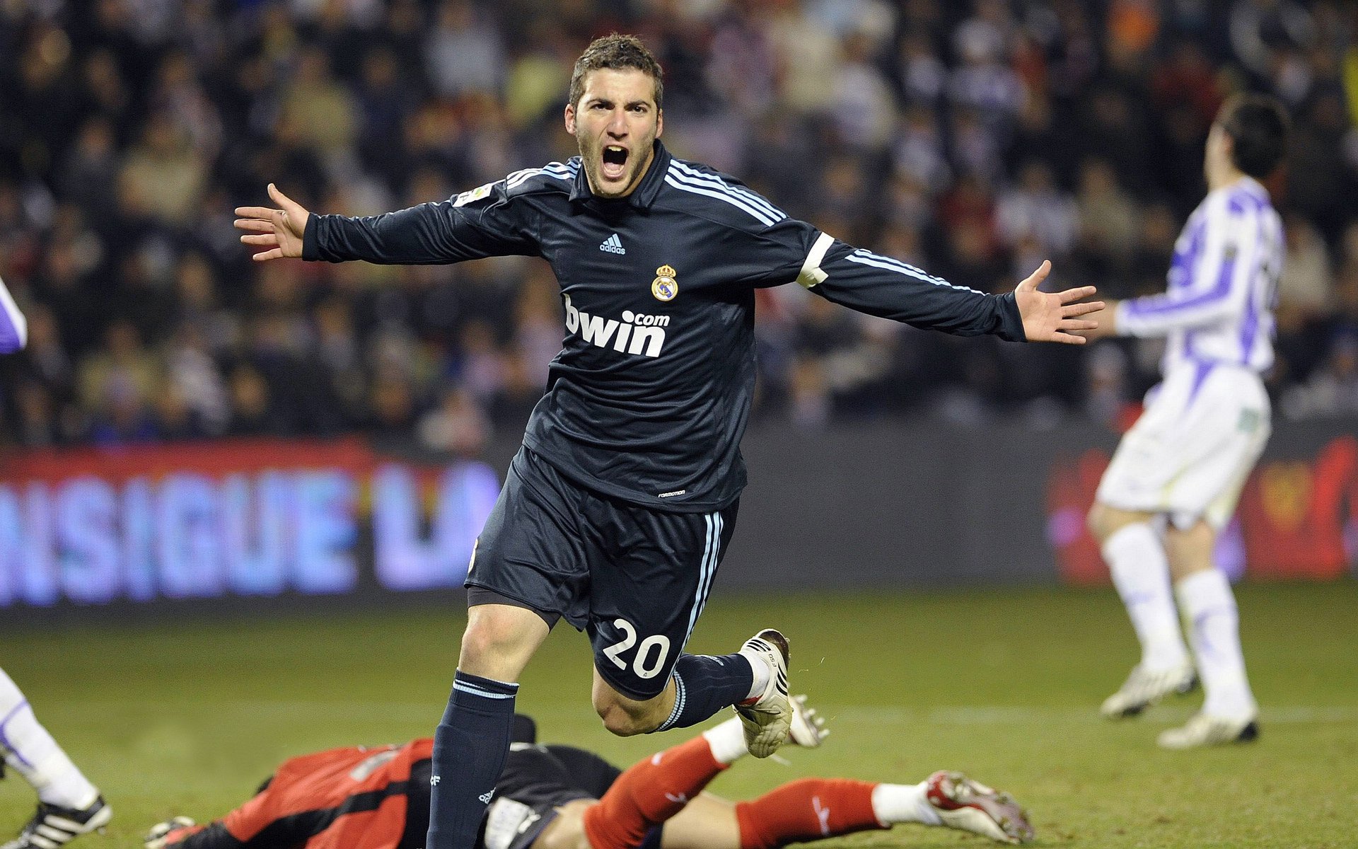 最大舞台的最好班凯罗，天生为大场面而生的魔术新王